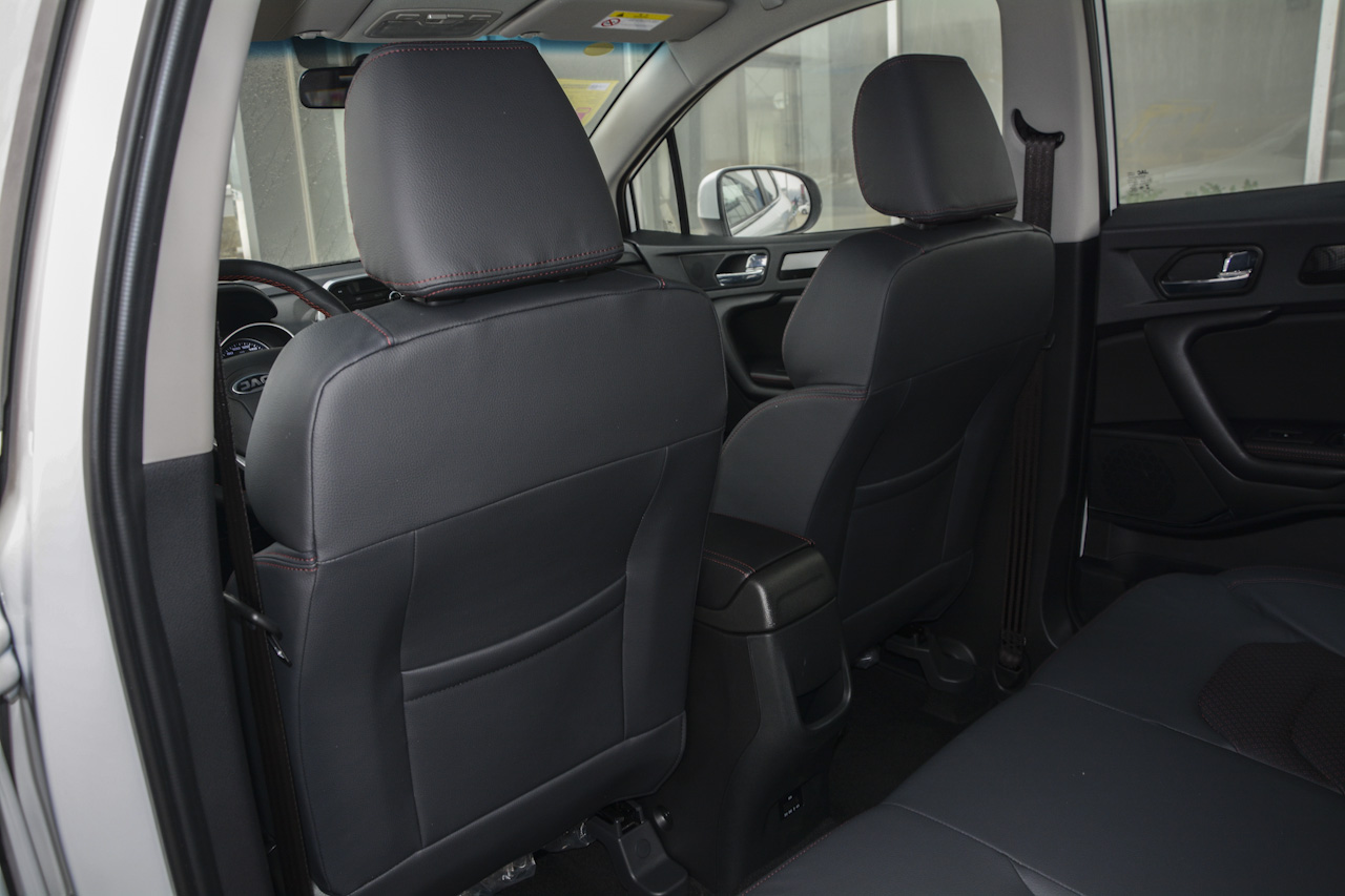 2018款瑞风S3定制版1.5L手动豪华智能型