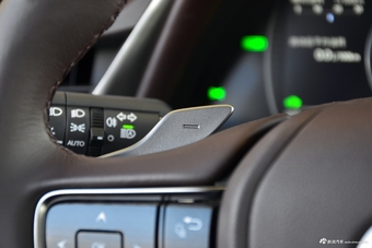 2018款雷克萨斯ES 2.5L自动300h尊享版