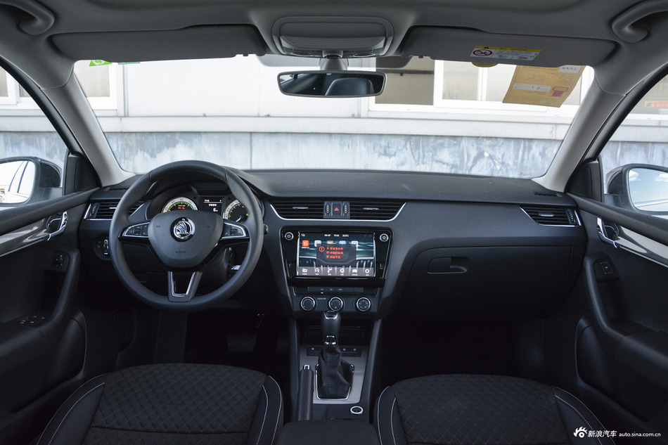 2018款明锐旅行版1.4T TSI280 DSG旗舰版