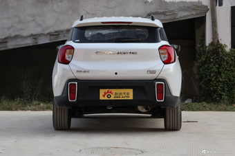 2016款昌河Q35 1.5L手动精英炫智版