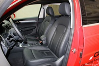 2017款奥迪Q3 2.0T自动35 TFSI风尚型