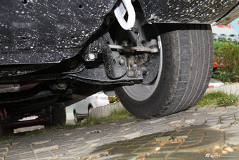 2016款瑞风M5 2.0T自动汽油商务版