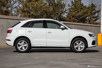 2017款奥迪Q3 1.4T自动30 TFSI时尚型