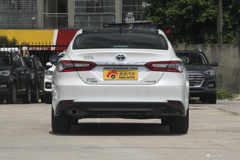 2018款凯美瑞2.5HQ自动旗舰版