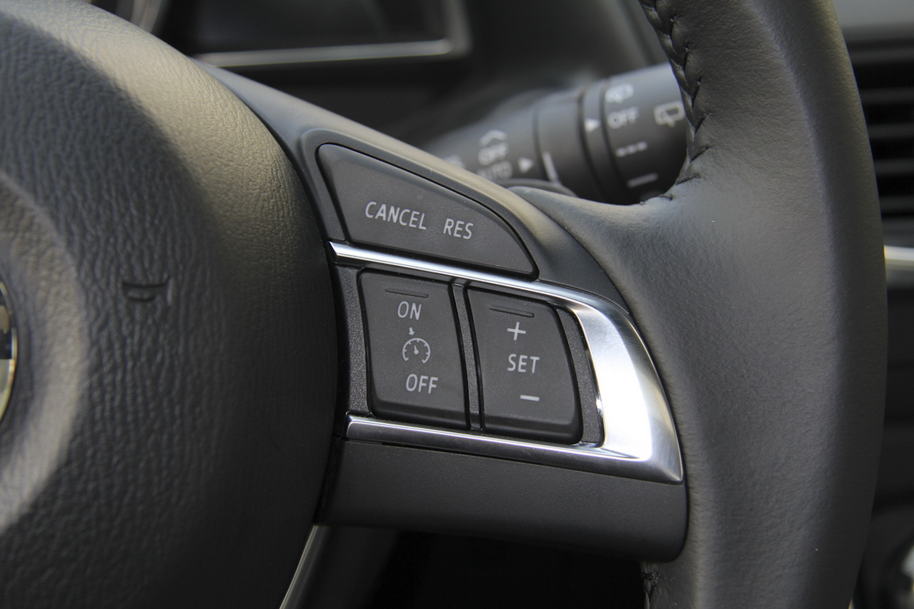 2016款马自达CX-4 2.0L自动两驱蓝天领先版