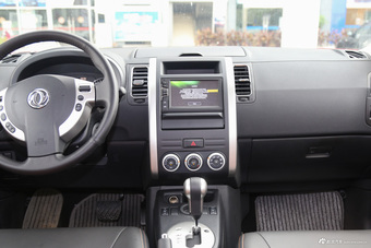 2016款风度MX6 2.0L自动两驱梦想版