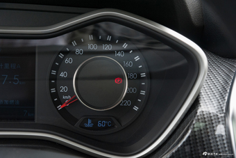 2018款北京BJ20 1.5T CVT精英型