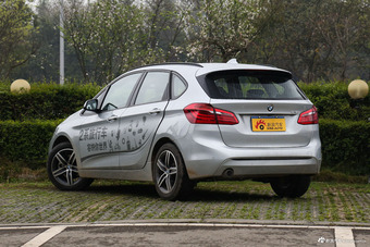2015款宝马2系Gran Tourer 218i 1.5T自动运动设计套装
