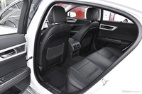 2018款捷豹XEL 2.0T自动250PS尊享版