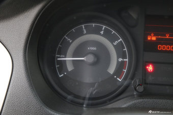 2014款东风标致301 1.6L手动舒适版CNG