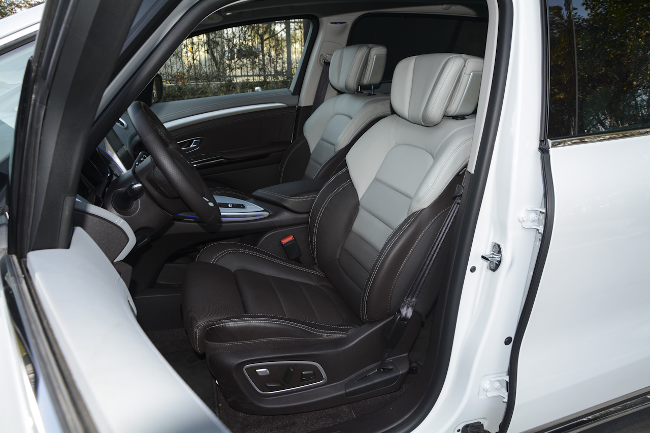 2018款雷诺Espace 1.8T自动雅颂巴黎版TCe 300 