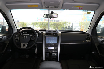 2017款黄海N3 2.5T手动四驱运动版JE4D25C图片