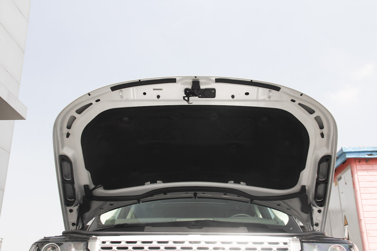 2016款揽胜3.0自动V6 SC Vogue 玉龙雪山白