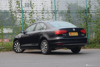 2017款速腾1.4T手动舒适型230TSI