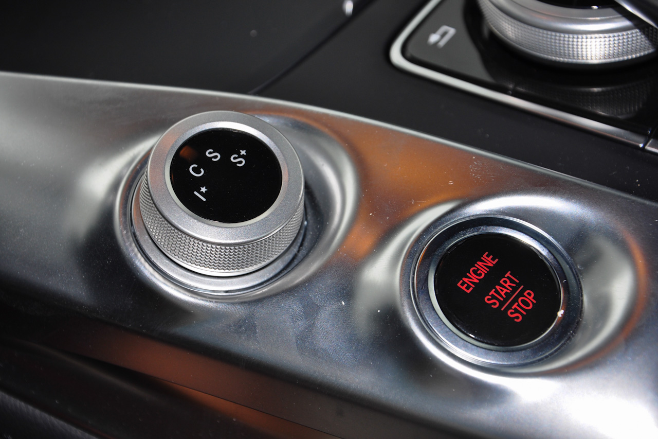 2016款奔驰 AMG GT 4.0T 自动