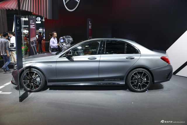 AMG C
