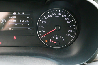 2017款起亚K5 2.0L自动15周年特别版LUX