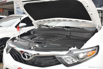 2017款DX7 1.5T自动豪华型