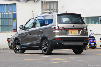 2018款风行SX6 1.6L自动豪华型