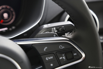 2017款奥迪TT Coupe 2.0T自动45TFSI quattro