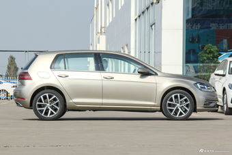 2018款高尔夫1.4T自动豪华型230TSI