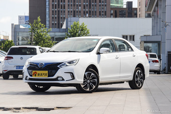 2016款比亚迪秦EV300尊荣型图片