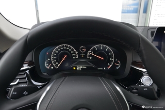 2019款宝马5系2.0T自动525Li 豪华套装