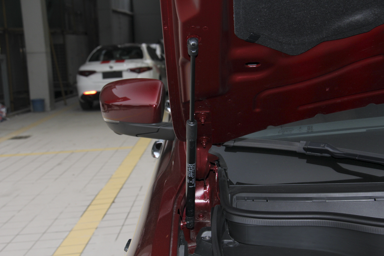 平行进口17款玛莎拉蒂Levante S 3.0T 美规（暂无参数）