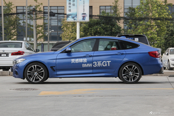 2018款宝马3系GT 2.0L自动330i xDrive M运动型 