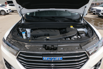 2018款哈弗H6 换代1.5T自动豪华型蓝标