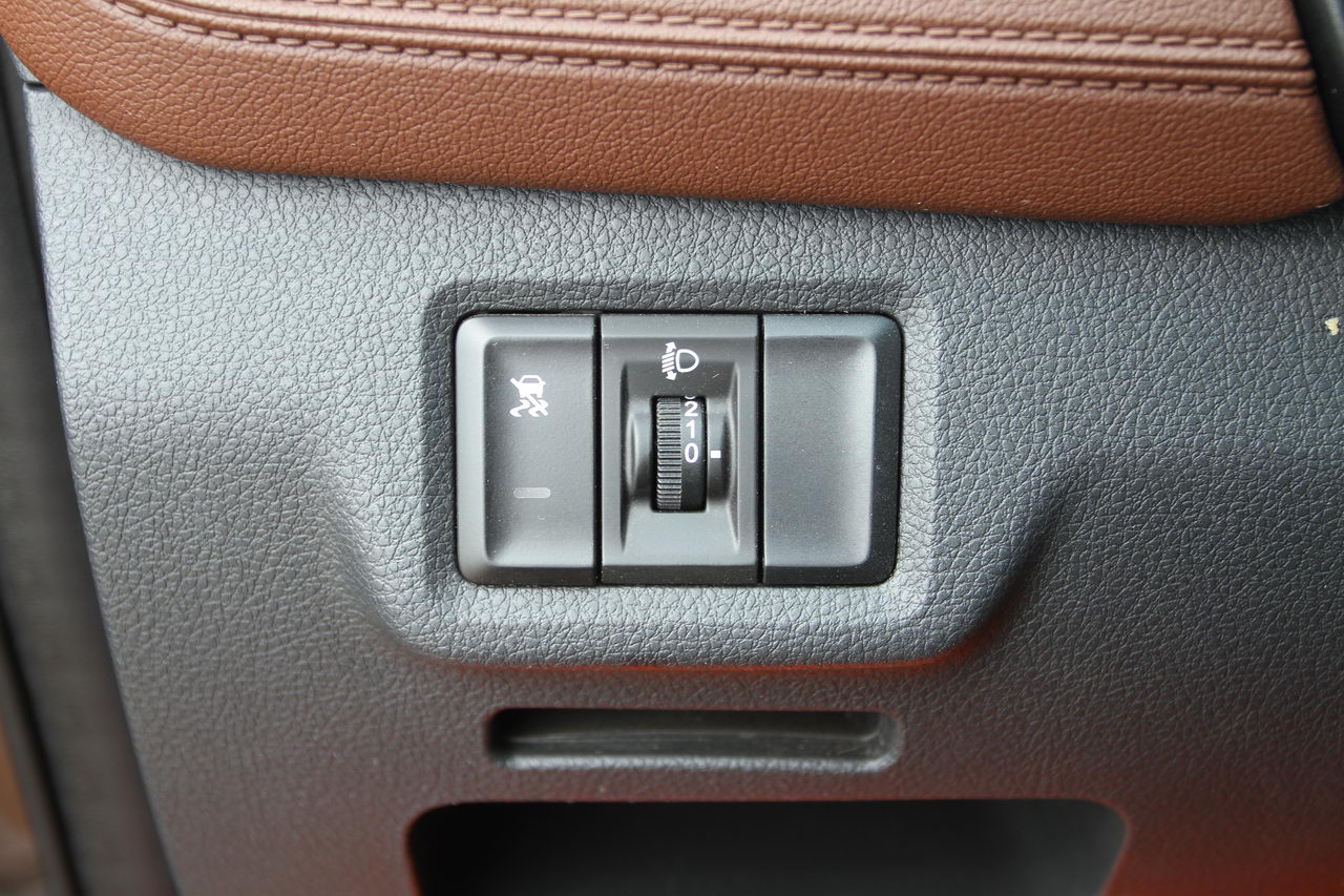 2016款斯威X7 1.8L手动尊贵型