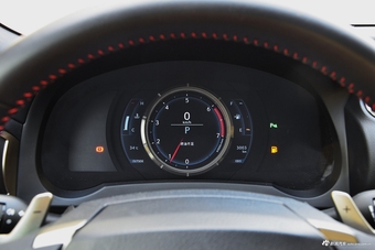 2016款雷克萨斯RC 2.0T自动200t F SPORT版