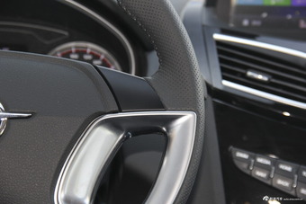 2018款海马S5 1.5T手动豪华型