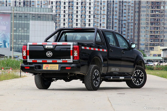 2017款黄海N1S加长型 2.8T手动柴油两驱运动版JE493ZLQ4CB