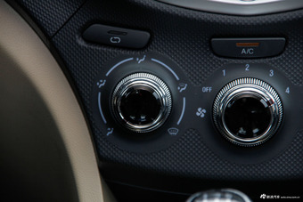 2016款和悦A30 1.5L手动舒适型 国V 典雅白