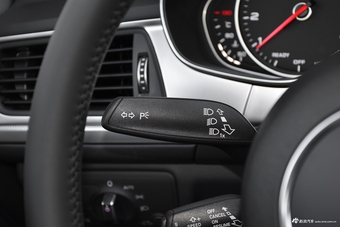 2018款奥迪A6L 2.0T自动30周年年型 35 TFSI 运动型