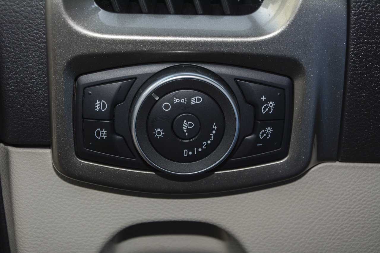 2017款途睿欧2.0T自动精英版