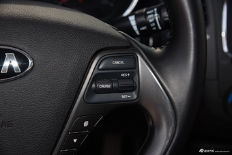 2016款起亚K3 1.6L自动Premium