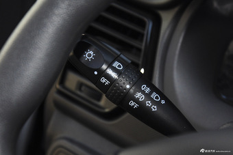 2016款瑞虎3 1.6L手动风尚版