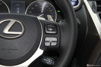 2017款雷克萨斯NX300 2.0T自动全驱锋尚版