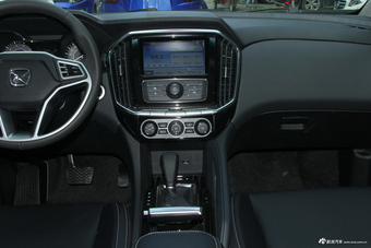 2016款驭胜S350 2.0T自动四驱汽油超豪华版7座