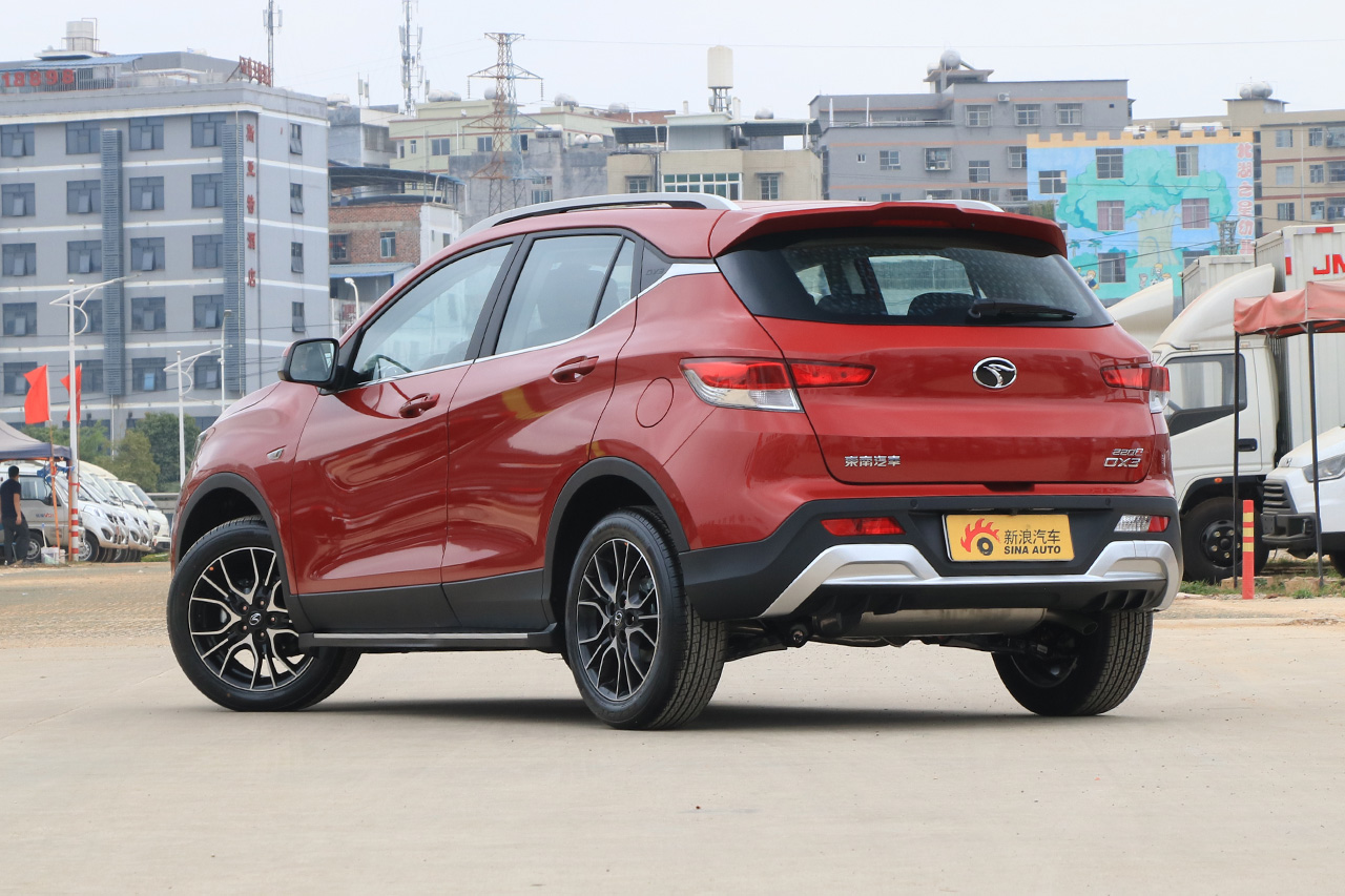 2018款东南DX3 1.5T自动尊贵型