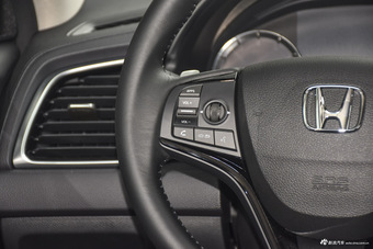 2017款冠道2.0T自动370TURBO两驱豪华版