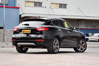 平行进口17款玛莎拉蒂Levante S 3.0T 美规