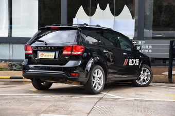 2013款酷威2.4L自动尊尚版