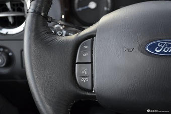 2014款福特F650 6.7L自动柴油