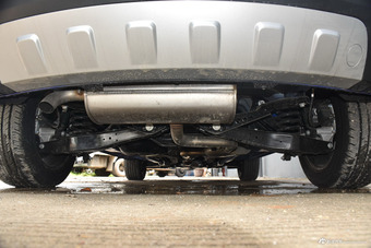 2016款驭胜S330 1.5T自动两驱尊贵版 