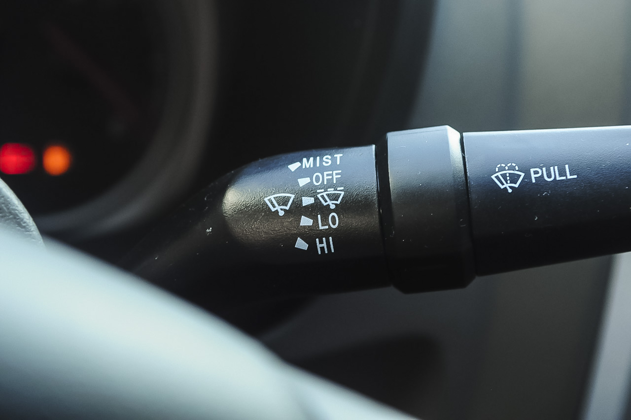 2014款瑞铃2.5T手动标准型标双排4B2-95C43