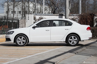 2017款朗逸1.6L自动风尚版