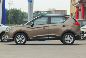 2018款海马S5青春版 1.6L手动豪华定制版